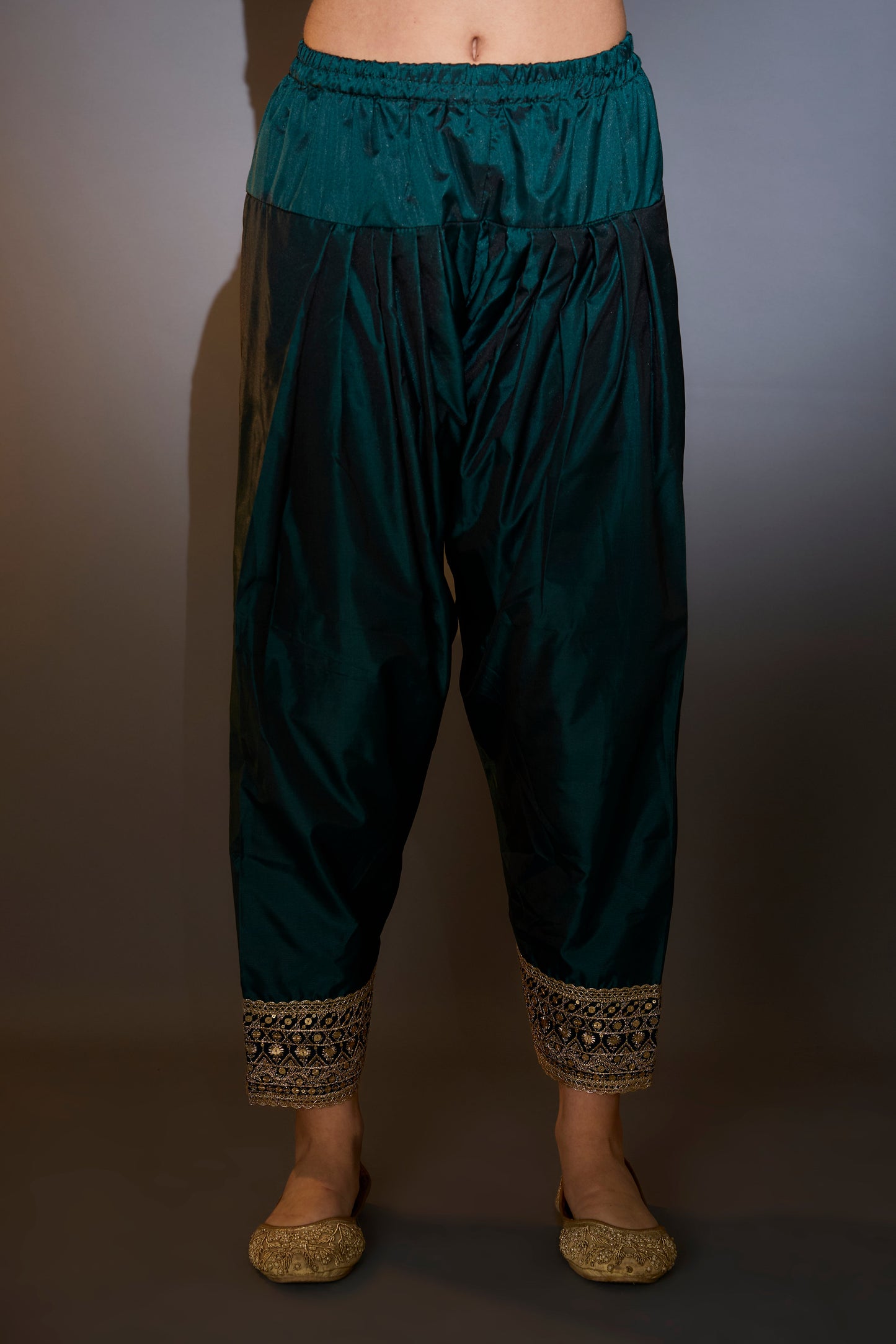 suit set with short bandhni kurta with intricate aari work paired with banarsi dupatta with borders and silk salwar