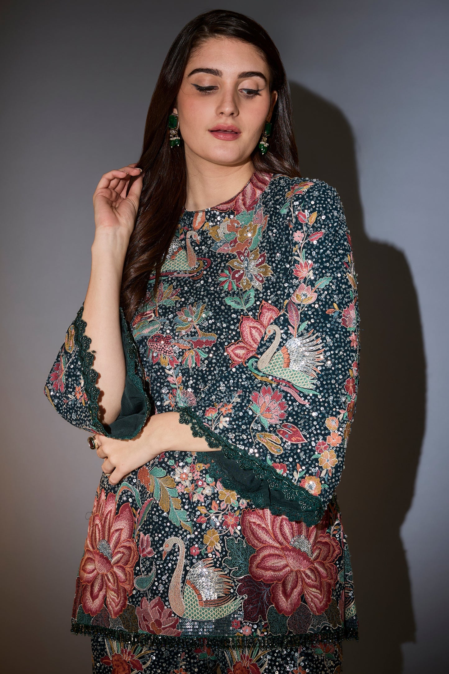 this co ord comes with heavy sequin and multi thread work with intricate flora and fauna embroidery