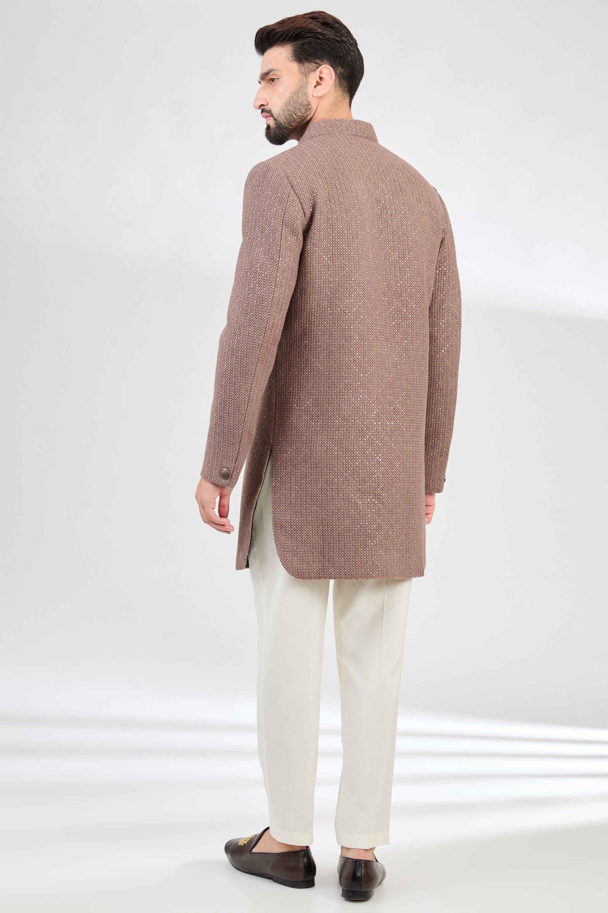 Mauve-taupe royal cut short sherwani. - kasbahmen