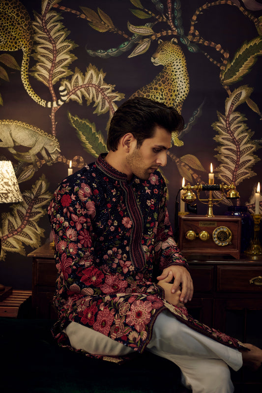 Blue Chikankari kurta with flora and fauna multi-thread embroidery - kasbahmen