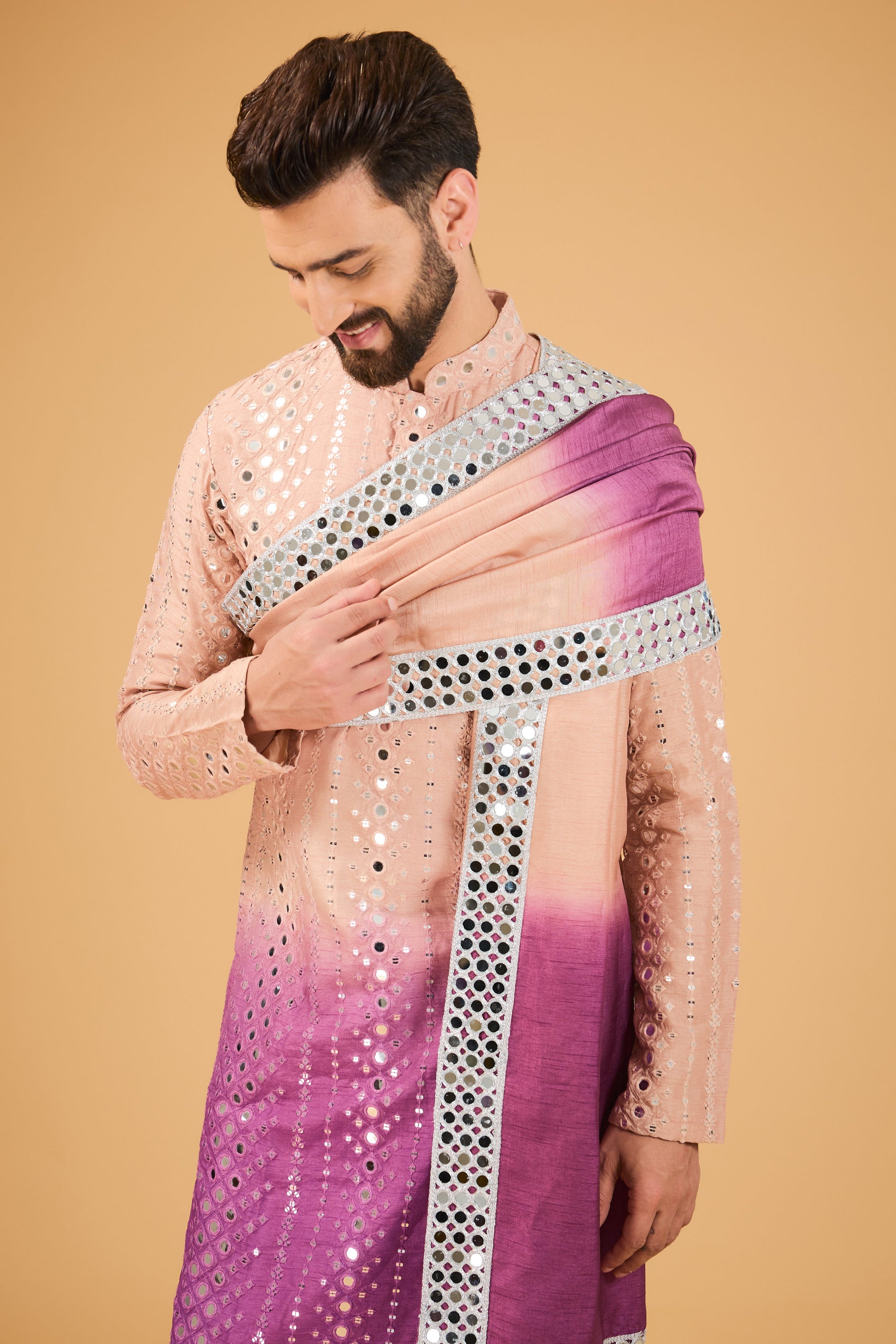 Nude - Mauve ombre shaded mirror work kurta with mirror-work stole. - kasbahmen